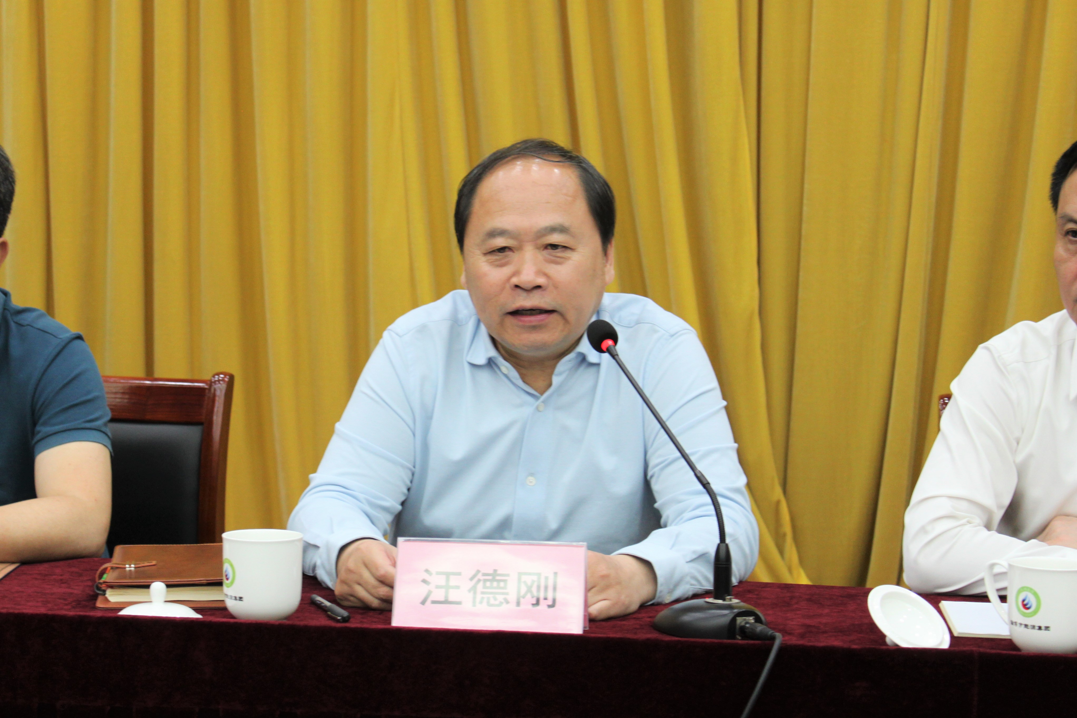 抓黨風廉政建設 促經(jīng)濟高效發(fā)展(圖3)